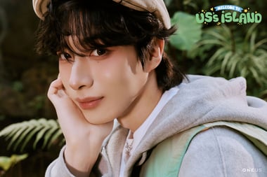 OFFICIAL PHOTO