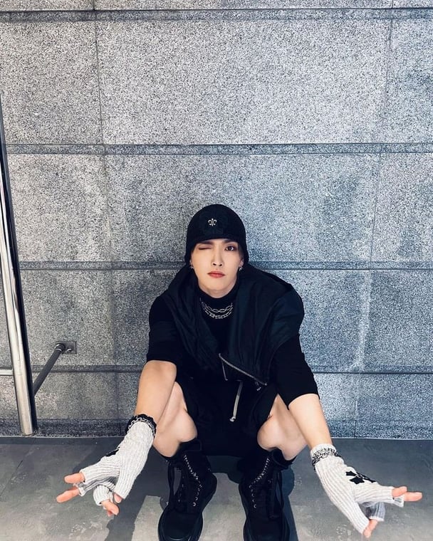 THE COOLEST🖤🖤🖤 #Hongjoong #kimhongjoong