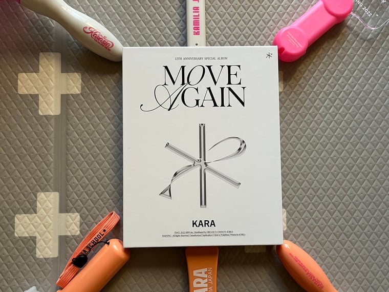 KARA MOVE AGAIN 直筆サイン入りアルバム KARA MOVE AGAIN 直筆サイン入りアルバム KARA - [MOVE AGAIN