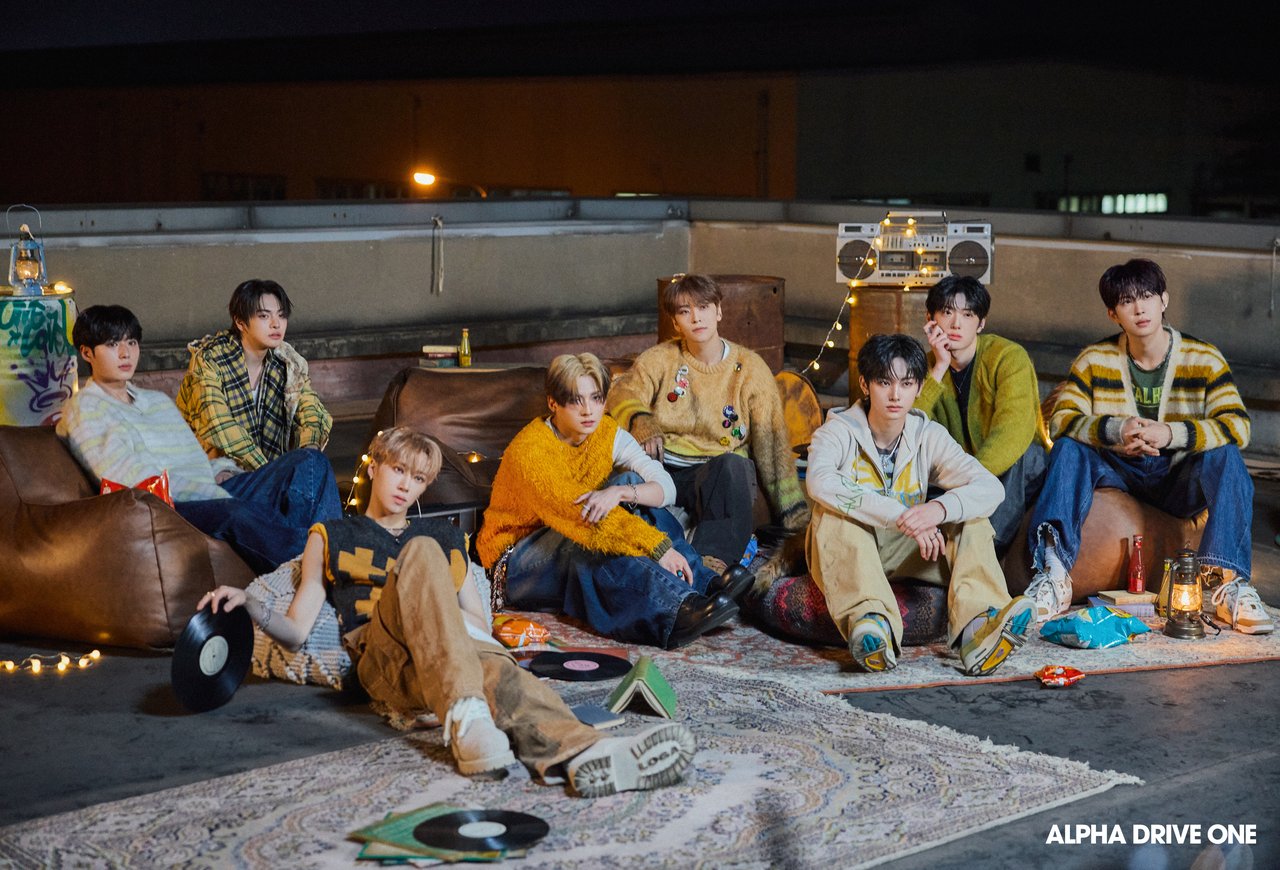 ALPHA DRIVE ONE 'EUPHORIA' Concept Photo (STAR ROAD ver.) Behind Photo