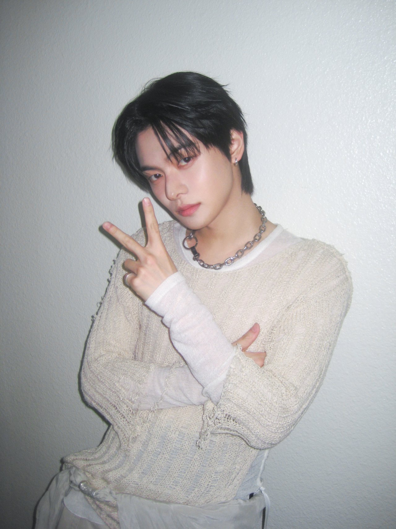 ALPHA DRIVE ONE 'UNBREAKABLE : 少年BEAST' Music Show Behind Photo