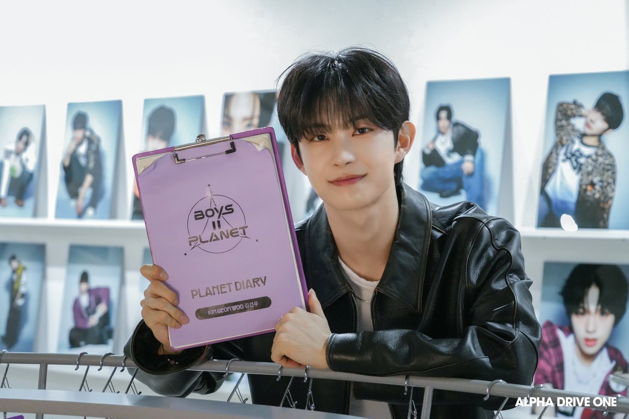 BOYS ll PLANET 아카이브展 