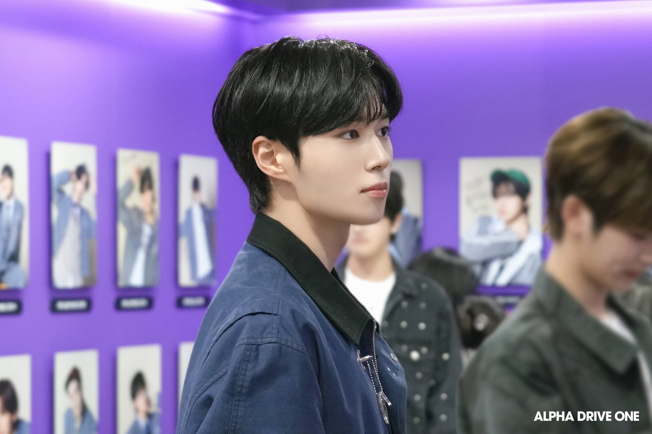 BOYS ll PLANET 아카이브展 'AFTER ; JOURNEY' Behind Photo