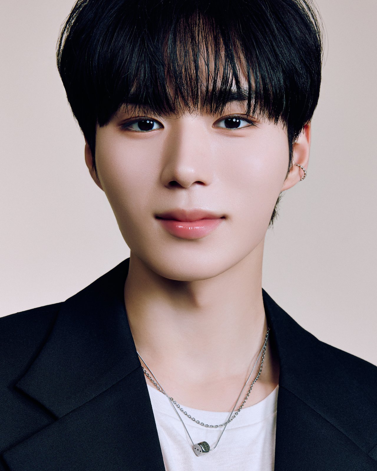 ALPHA DRIVE ONE ジュンソ ALPHA DRIVE ONE (알파드라이브원) Official Profile #JUNSEO #준서
