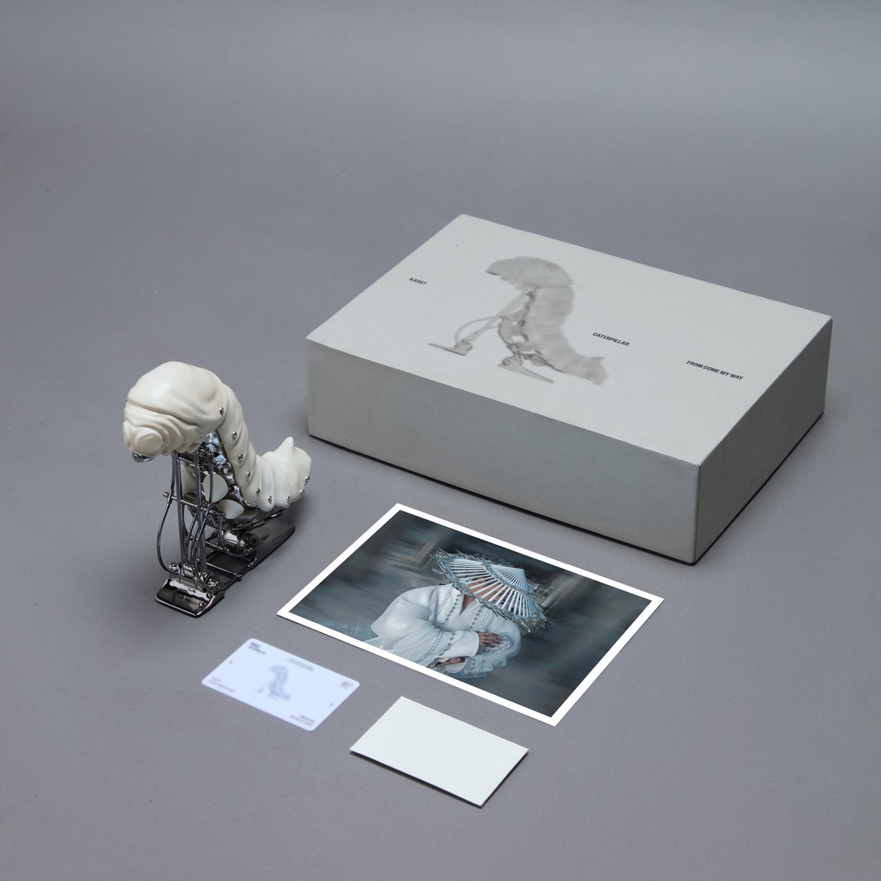 KARST CATERPILLAR – OFFICIAL COLLECTIBLE Sâu bướm KARST, phiên bản mô hình sưu tầm giới hạn đến từ thế giới COME MY WAY