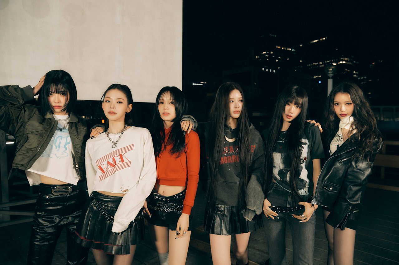 izna Digital Single 'SIGN' Concept Photo