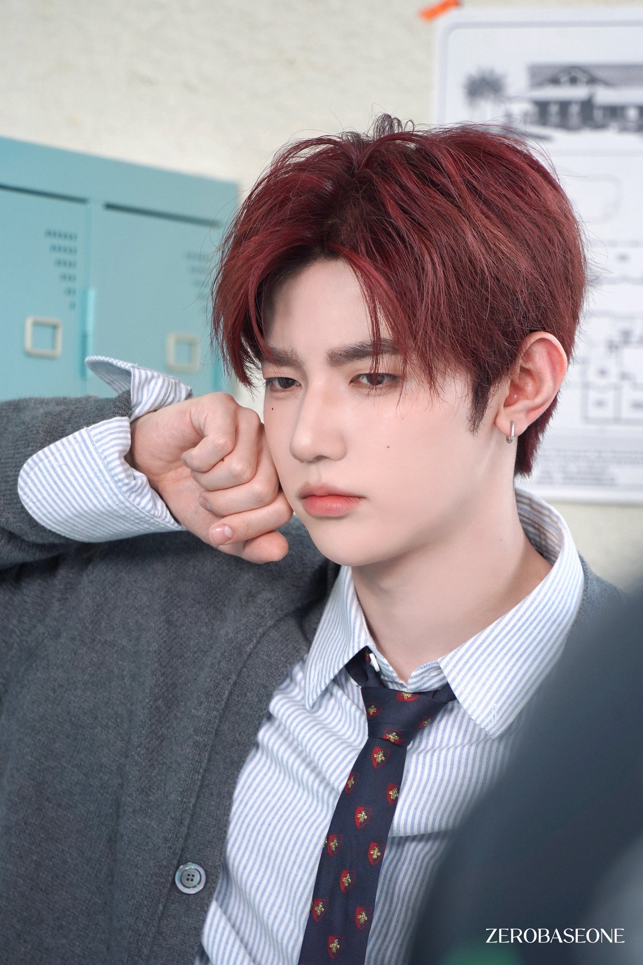 ZEROBASEONE 2026 SEASON'S GREETINGS '(0_1) World' Behind Photo