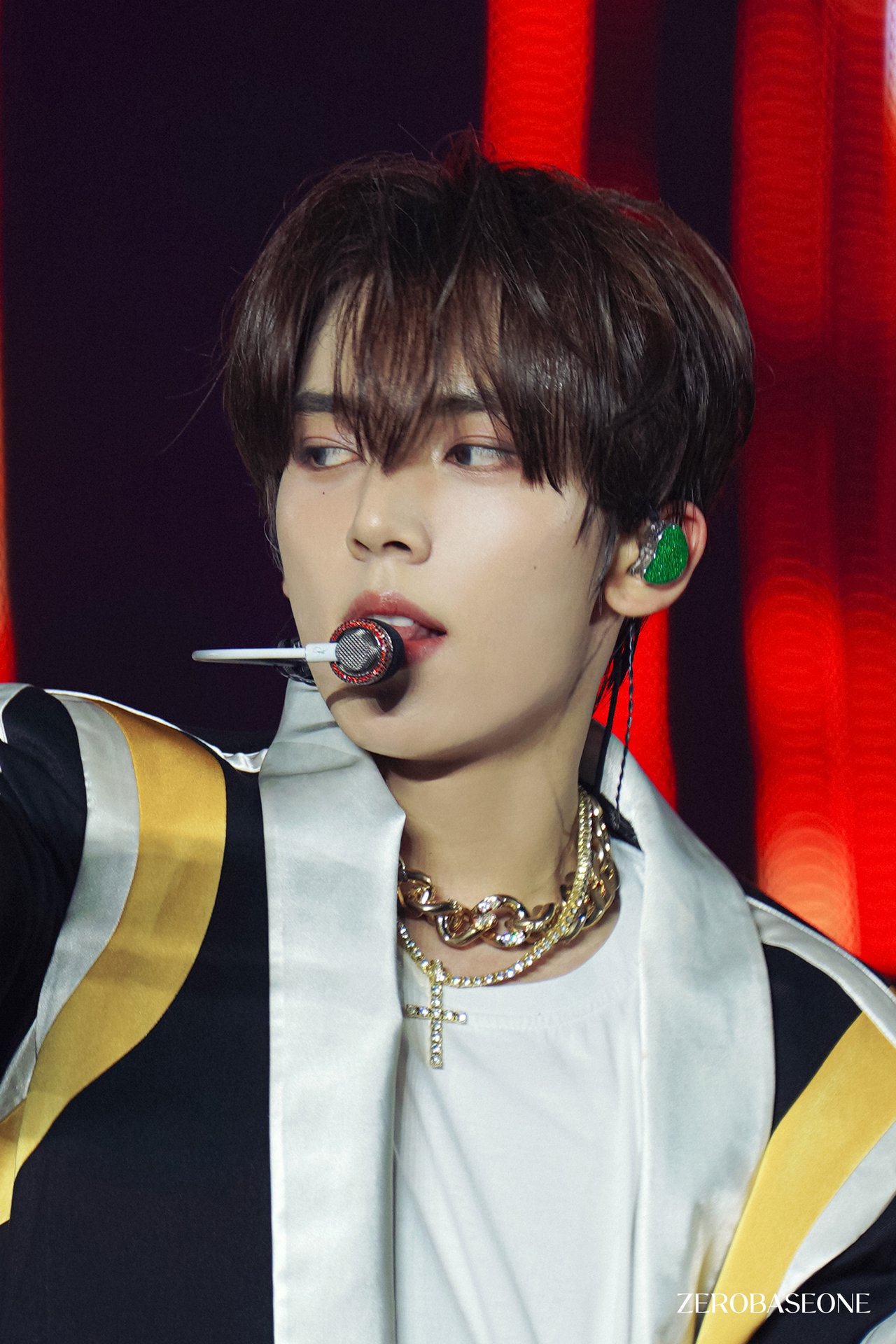 2025 ZEROBASEONE WORLD TOUR [𝗛𝗘𝗥𝗘&𝗡𝗢𝗪] IN SEOUL Behind Photo 1