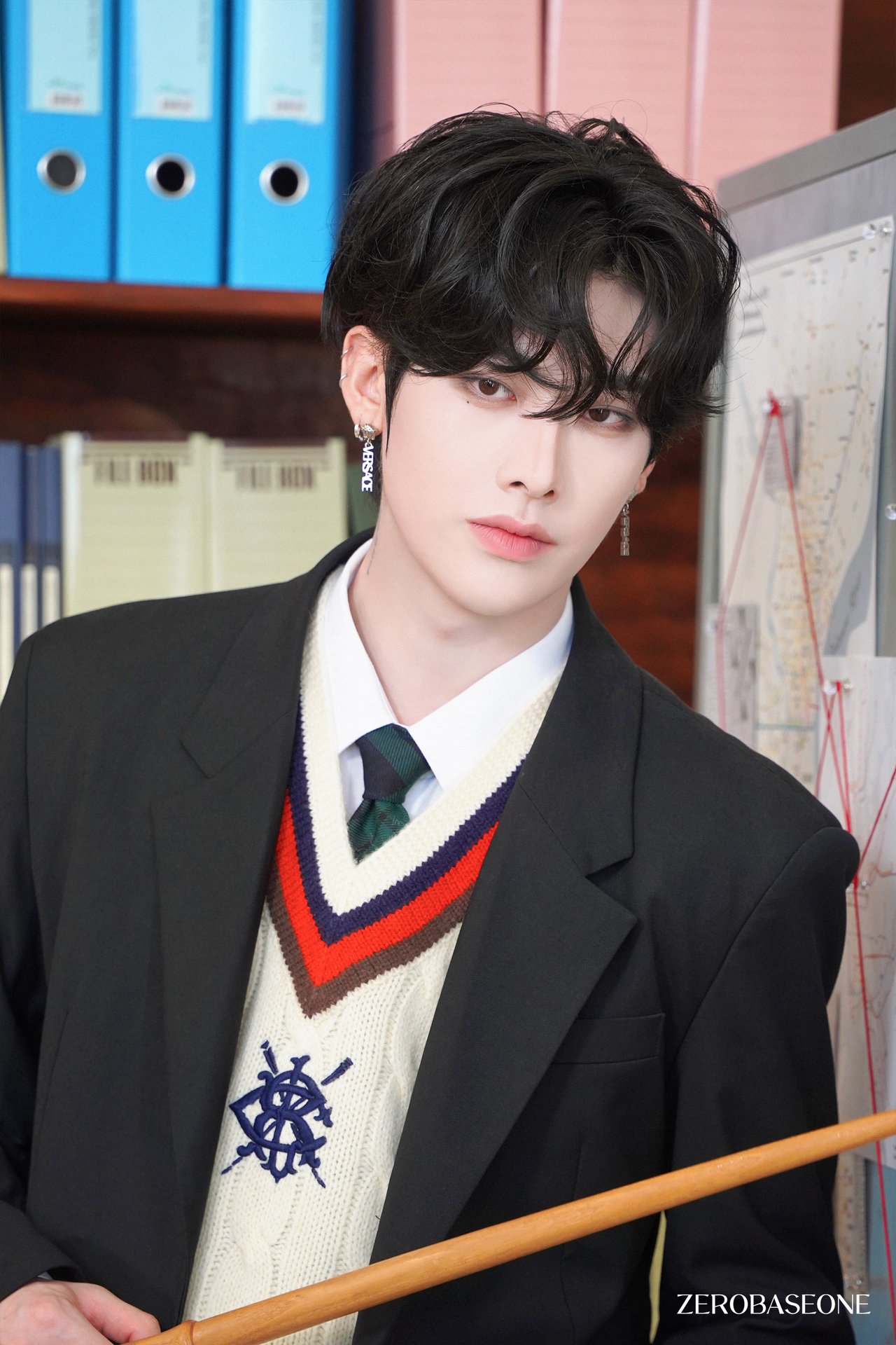 ZEROBASEONE 2026 SEASON'S GREETINGS '(0_1) World' Behind Photo