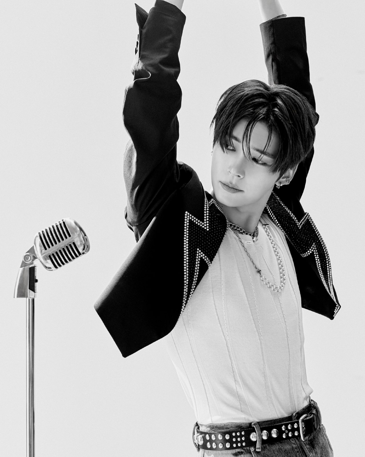 ZEROBASEONE THE 1ST FULL ALBUM ❝𝙉𝙀𝙑𝙀𝙍 𝙎𝘼𝙔 𝙉𝙀𝙑𝙀𝙍