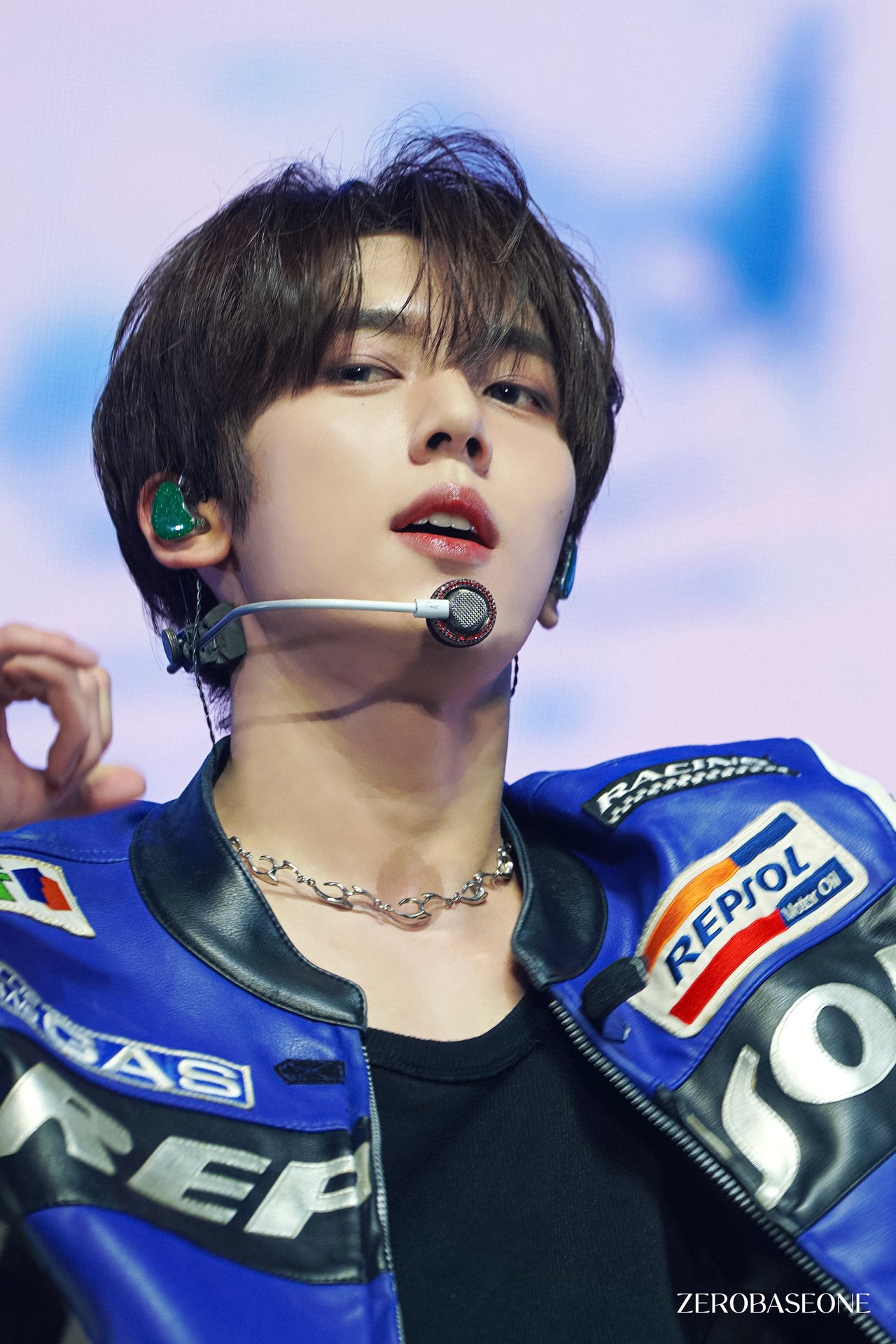 2025 ZEROBASEONE WORLD TOUR [𝗛𝗘𝗥𝗘&𝗡𝗢𝗪] IN SEOUL Behind Photo 1