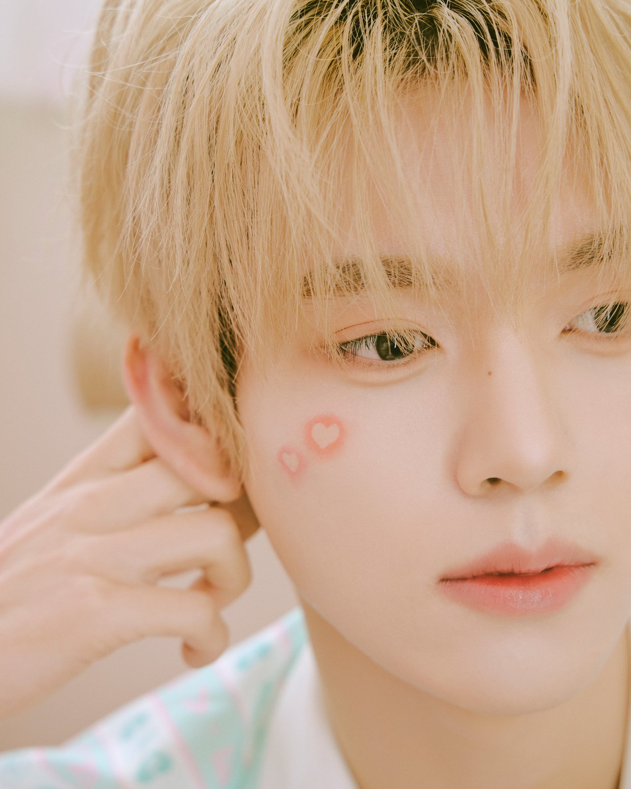 ZB1 ハンユジン 韓国ゼベワン マフラー Doctor!Doctor! トレカ ZEROBASEONE Pre-Release Single [𝑫𝒐𝒄𝒕𝒐𝒓! 𝑫𝒐𝒄𝒕𝒐𝒓