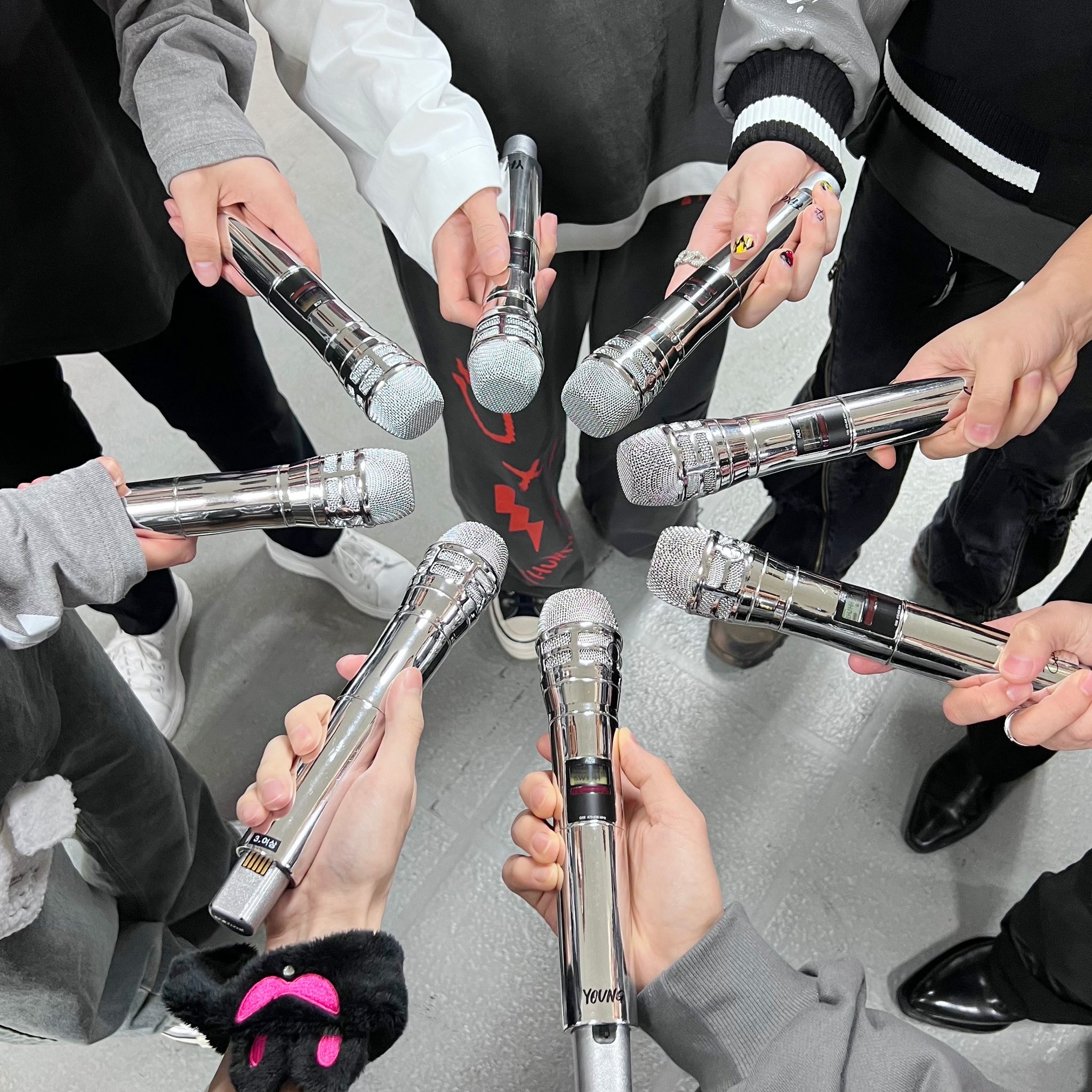 ateez 8 MAKES 1 TEAM ✨