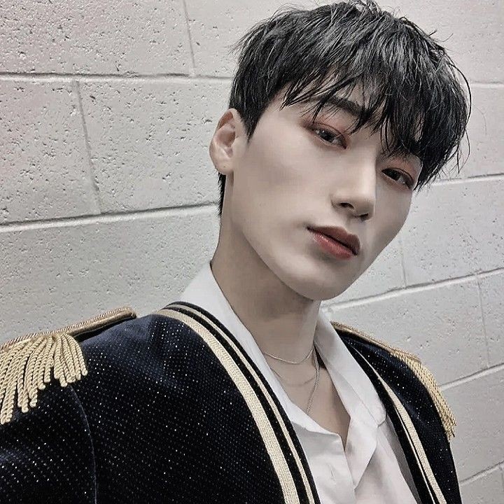 Happy birthday san love you 3000 san @최산 #ateez #atiny #san