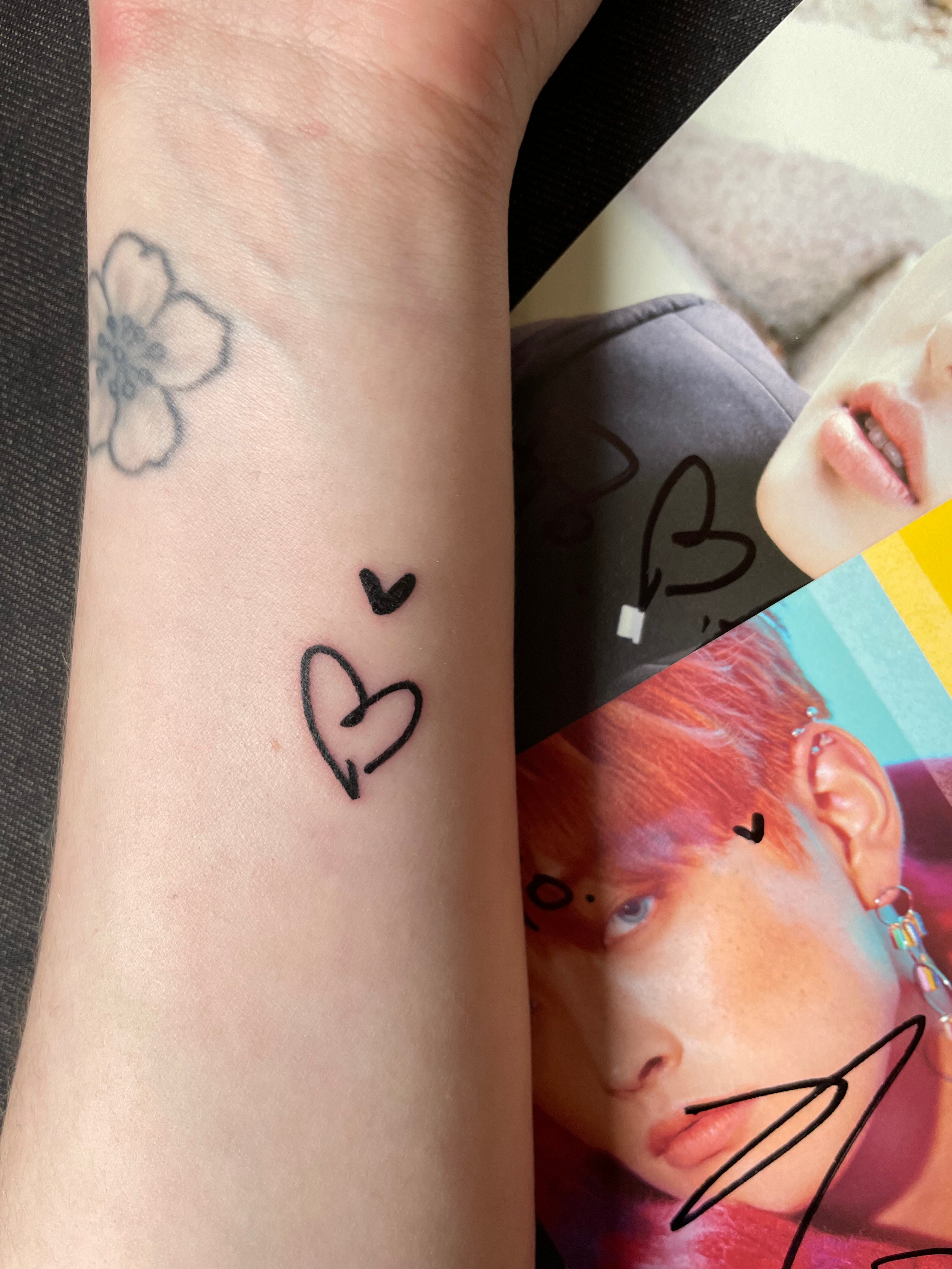 Got a new tattoo today🥰 Hongjoong's and Mingi's heart from signed