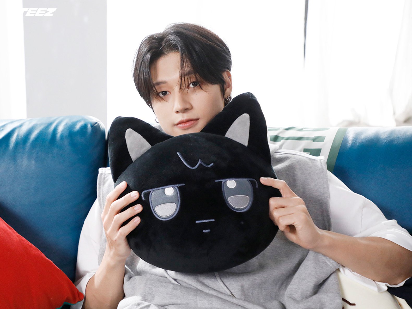 백호야!오늘은 아침 10시에 묵념 하라던 벨소리 들어썽?, image size:1580x1185