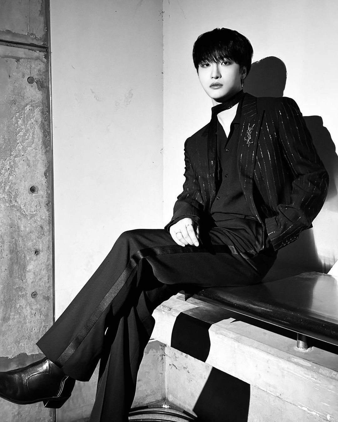seonghwa black dress Seonghwa Walks Isabel Marant's Fall/Winter 2025 Show