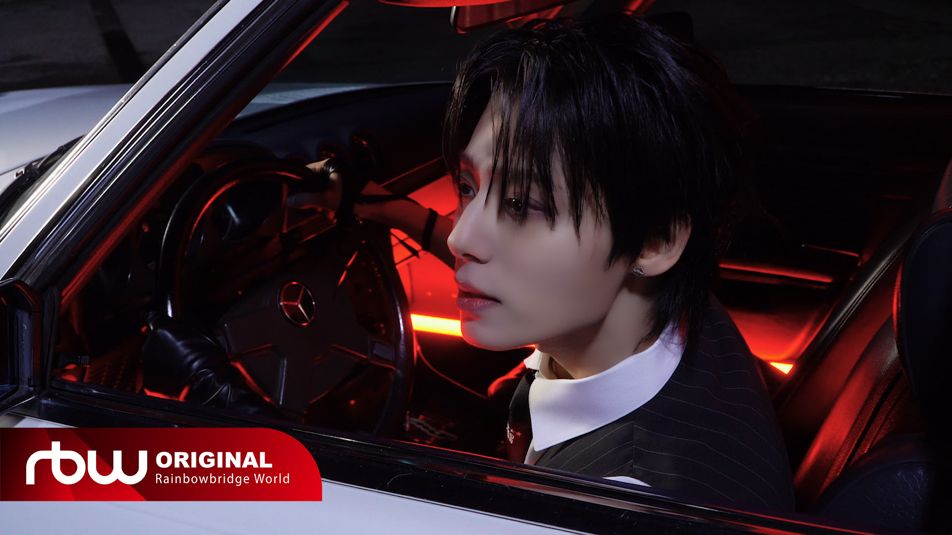 LIVE ONEUS