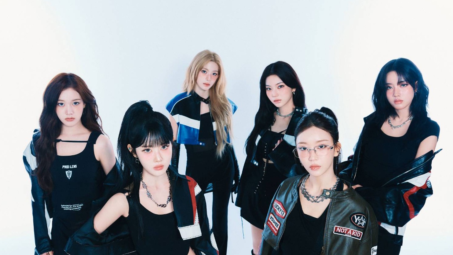 STAYC Japan 1stFull Album 『STAY ALIVE』Showcase LIVE 開催決定！！