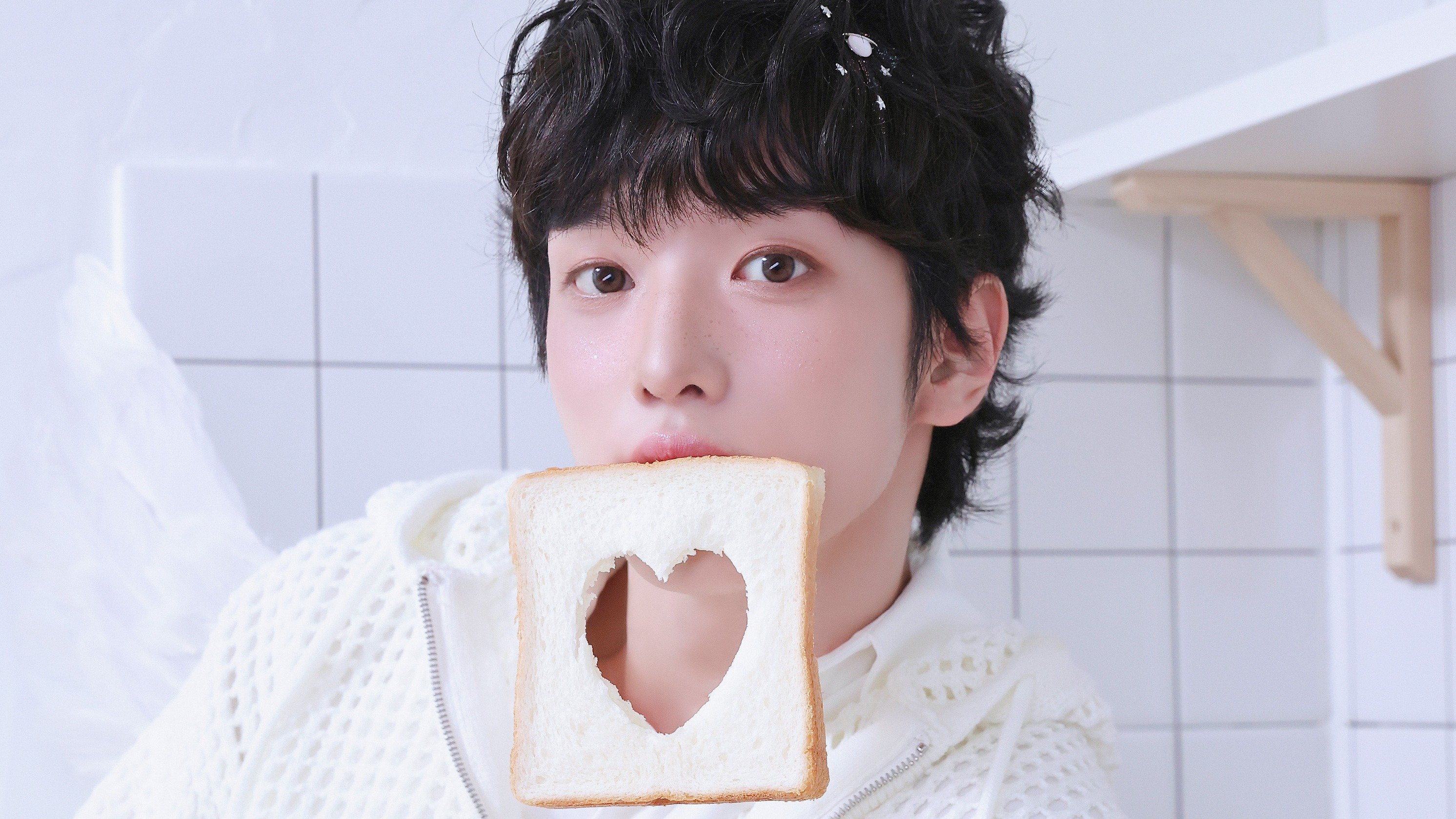 xikers(싸이커스) 3RD OFFICIAL FANCLUB KIT CONCEPT PHOTO '유준(YUJUN)'