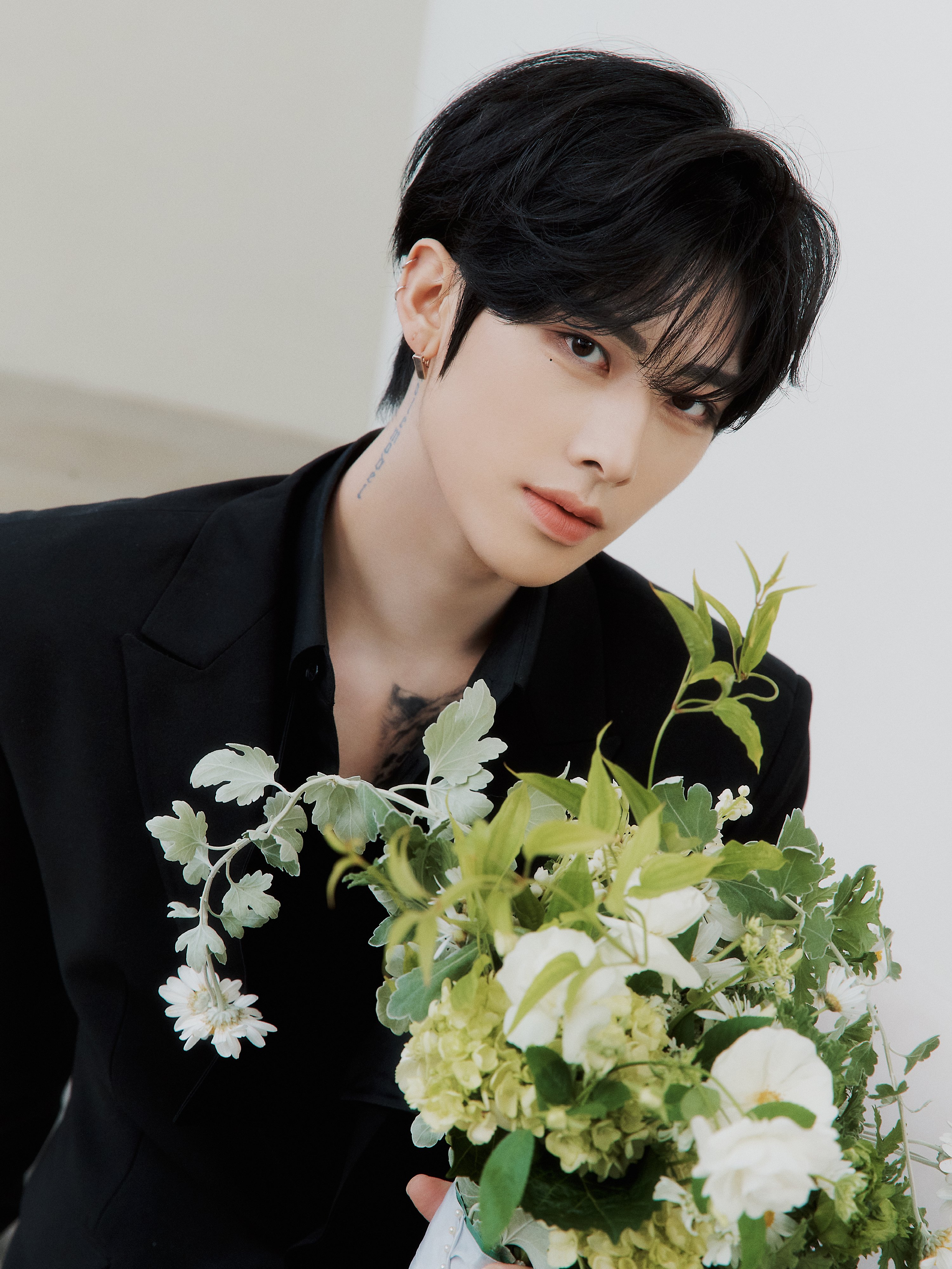 ZEROBASEONE Special Limited Album [𝐑𝐄-𝐅𝐋𝐎𝐖] Concept Photo 리키